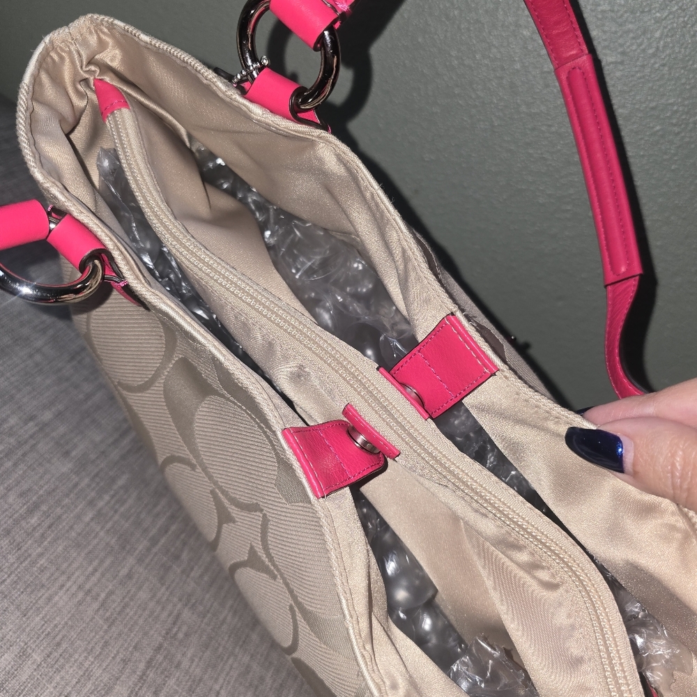 New Coach Abbey Signature Carryall shoulder bag Khaki and Pomegranate Pink - Picture 5 of 9